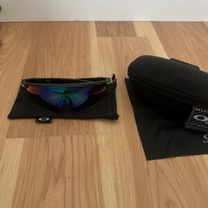 Oakley blue Sunglasses with Microfiber Cloth and case